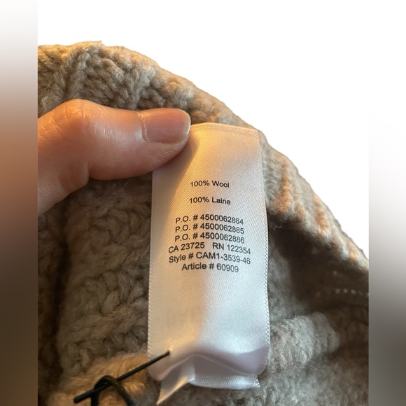 Babaton (Aritzia) Cozy Beige Merino Wool Sweater - Size M - Picture 4 of 4